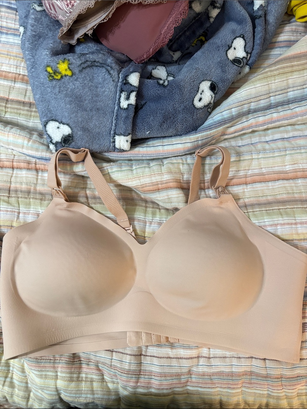 Amazon Nude Seamless Molded T-Shirt Bra